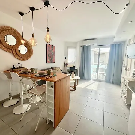 Chocolate Cookie- Ac, High Speed Internet, Desk With Natural Light, Sunny Terrace And Pool דירה קורלחו