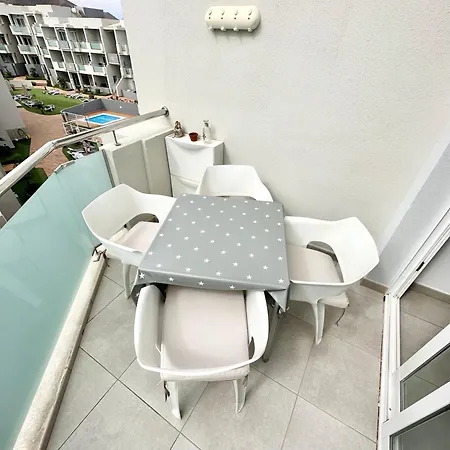 Апартаменты Chocolate Cookie- Ac, High Speed Internet, Desk With Natural Light, Sunny Terrace And Pool *
